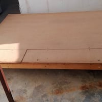 تخت للبيع مابيه عيب سعر 25 الف 07715135395