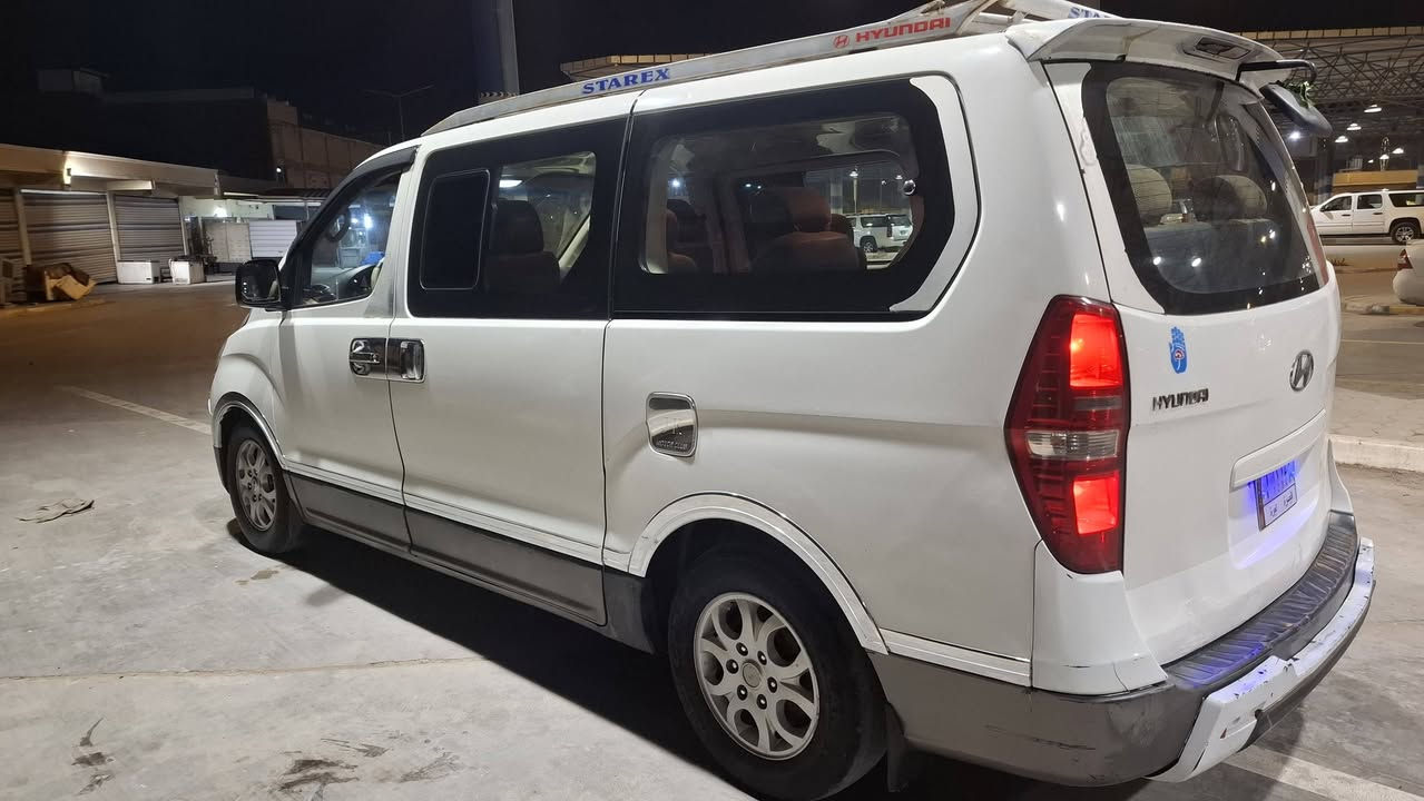 سلام عليكم ستاركس ٢٠٠٩ مفتوح ومحوره مسكر مكينه ٩ بلاد سياره مكفوله كفاله ماعده بارد بل صندوك رقم بصره مكان سياره ناصريه مركز سعر ١٤٥ وبيه مجال اللاستفسار ***********
