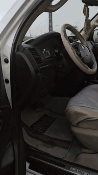 السلام عليكم لاندكروز 2009محدثه 2014 سياره مكفوله كفاله عامله عده صفحه جه عكس سايق شيلين شريط ومشلوع صبغ تحت شريط ومصبوغه تحته شريط سياره رقم بغداد بسمي تحويل ثاني يوم سياره مال بيت خير من الله الله شاهد ماشيه 251 مكاني بغداد معامل باويه. ***********
