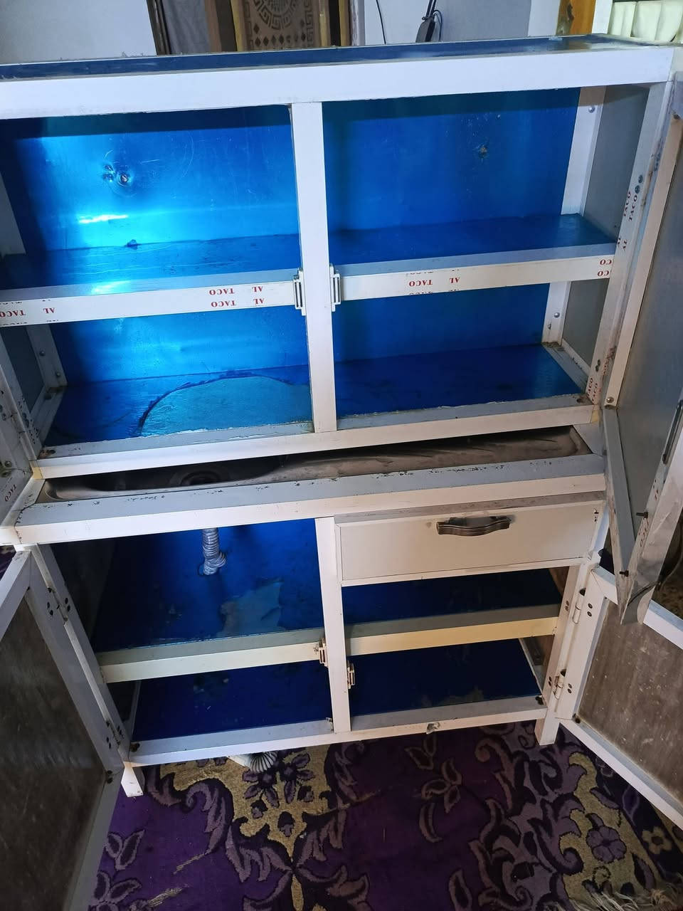 سلام عليكم غرفه نوم 5 قطع وياها دوشك وجربايه صوميه تفصال مفصليها غساله13 كيلو تغسل بطانيه كاونتر قطعتين سنك وملحق وثلاجه يرادلها ترتيب قفلهن 450 كلهن مكاني بغداد بلديات المعسكر *********** اليريدهن يجي خاص ادزله فيدو للغرفه مستعجل عليهن نهايته 450 قفل مابيهن مجال كلش
