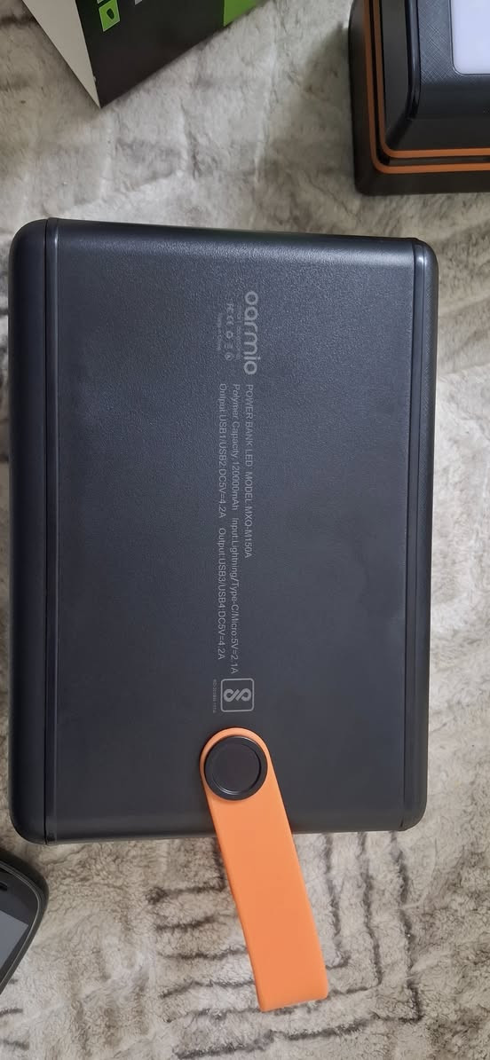 سعري 65 هه زار
پاوه ر بانك  120000هه زار ملي ئه م پير ***********ناونيشان كفري
