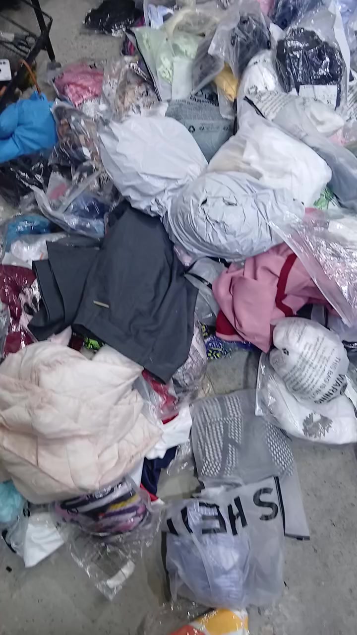 بسم الله وعلى بركة الله
 تم فتح بضاعه جديده 😍 
ملابس شي ان 
العنوان #فلوجه حي الضباط شارع المستشفى مجاور دكتوره محاسن اسم المحل مجمع الأخوين للتبضع


**إذا كنت صاحب هذا الإعلان وتريد حذفه لأي سبب، رجاءا أرسل رسالة إلى الدعم الفني**