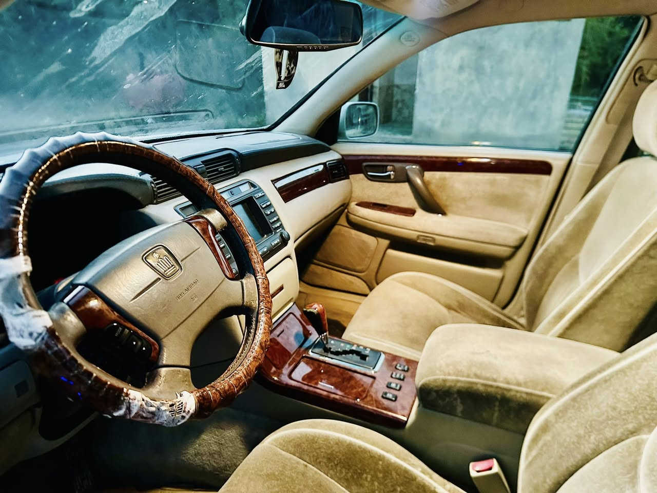 سلام عليكم .ملكه أدوات أدوات گصتين مكينه ديفور الكبير اربع دگم فول سياره حلوه ونضيفه 
كشنات كهرباء 
 متووم رقم وسنويه بيها 
تبريد ثلج 

كأمره امامي وخلفي 

برده خلفيه 

السياره جاهزه وشغاله نكرهً 

السعر 37 وبيه مجال للطيبين 

مكان ذي قار سوق الشيوخ 

***********واتساب

***********خط 

اتصل وبيكم خير انشالله 🩶
