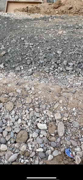 اليوم وبفظل الله تم قلع قطعة ارض بمساحة ٤٠٠م وتم نقل الأنقاض في الطويسه مقابيل أللجنه الأولمبيه وتم دفنها بالجلمود والأسمنت والسبيس وحدلها طبقتين للاستفسار  ***********. أو  ***********
