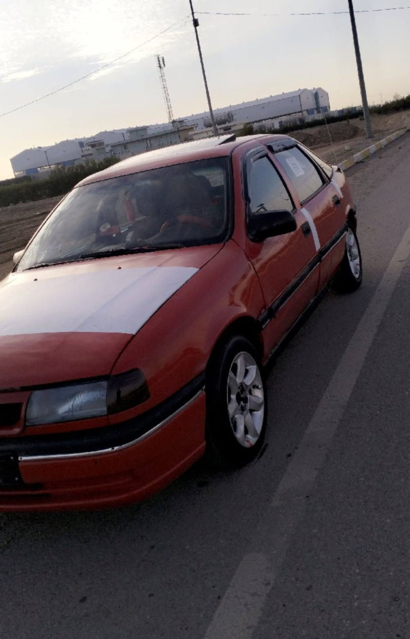 ڤيكترا 1993 مكينه 20 نوئ ئه وروپى 
سلايت و abc 
ويل وتايه ئينفنيتى نوئ 
ده بل و رؤت كامل بني گؤراوه سه ياره كه جاه‍يزه بئ ده عمه ئارم پلاستيك و سنه ويه 
سعري 23 ماله كه پاكه ڤيكتراش ه‍ه يه به 10 له بازار ه‍ه مووشتم نوسيوه له ه‍ه ولئرم ***********//*********** Iran
