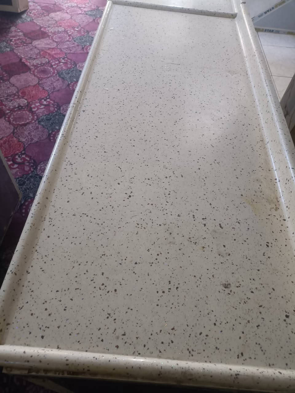 كاونتر تزكام اخو الجديد ٥قطع كلة مرمر والحوض سلستيل
الكاونتر متر و٤٠ مع ملحق
السنك متر و٧٠ مع ملحق 
والفاترينه العمودية 
مكان بغداد منطقه الرشاد 
السعر٥٠٠
الشراي يتصل 
 ***********
   موجود واتساب
