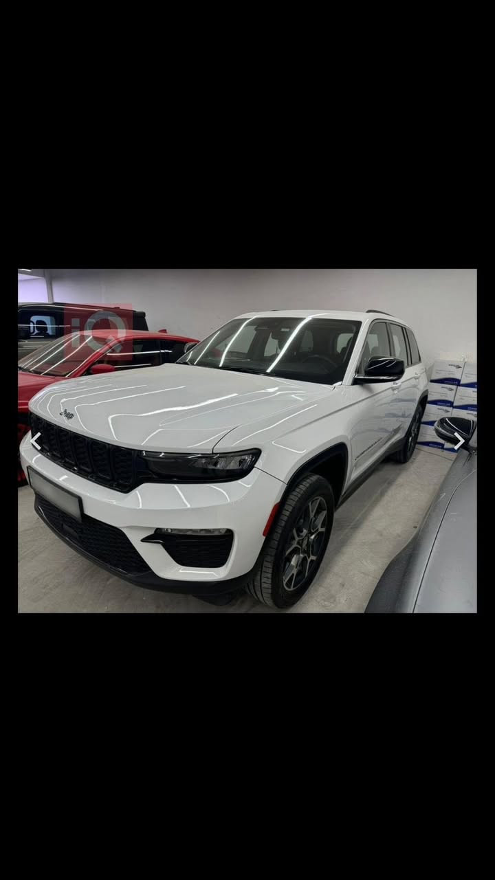 جيب شيروكي موديل 2023 لمتد شكل جديد 5 راكب لون ابيض حادث بسيط جداً فقط جاملغ تبديل بدون لغد بدون ايرباكات شاشتين شاشه بلي ستيشن ماشيه 37 الف بسمي السعر 32000 $
للتواصل فقط على الرقم ***********
