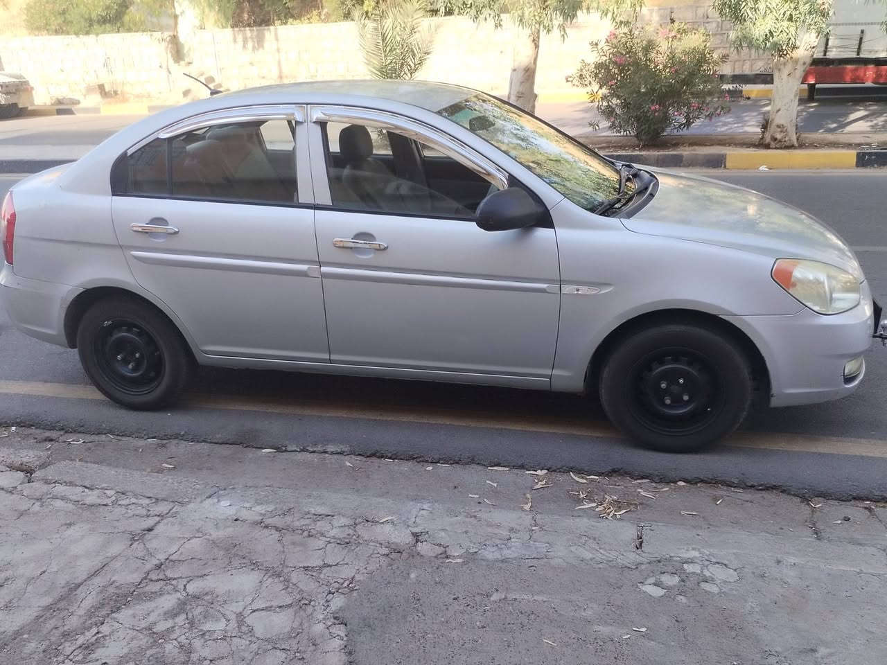 اكسنت خصوصي 2009
بدون ضرر فقط يم قبق البانزين اقل من شبر
السيار بسمي كاربون بانزين جديد كير ومحرك شرط تبريد ثلج 
السعر 77$
***********

