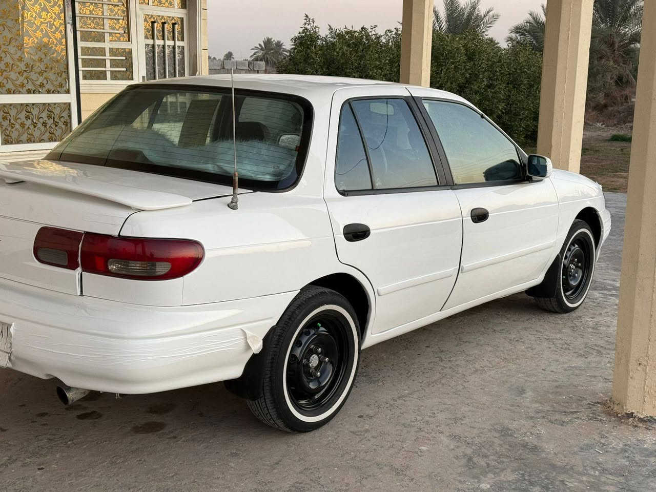 السلام عليكم..
كيا سيفيا للبيع. 
موديل 96. 
رقم بغداد.
مشروع وطني سنويه ل28. 
كير محرك خير من الله. 
صدر جديد. 
تخم تاير جديد. 
كهربائيات كلها شغاله. 
السياره جاهزه من كل النواحي. 
مصبوغه حزام قماره بلاديه.
38 وبيها مجال لطيبين..
***********
