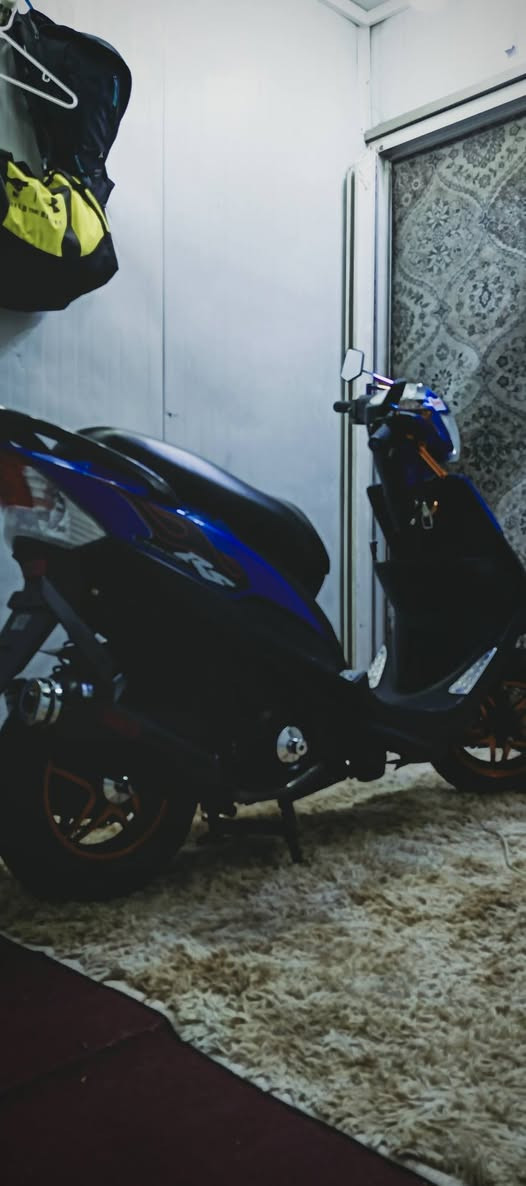 للبيع دراجه ماكس سرعه  120 عنوان بغداد الكراده قرب مستشفى العلويه للولاده  رقمي بي وتس وتصال ‏‏‪***********‬‏ شغل وطلع ترايك لاربيل شرط دراجه بيها تزويداج Rjs الصور تحجي عن النضافه ومعتني بيها
