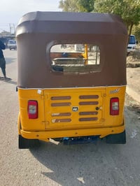 تكتك للبيع مكفوله ومرقم شراي يتصل  ‏‪0787 093 7305‬‏