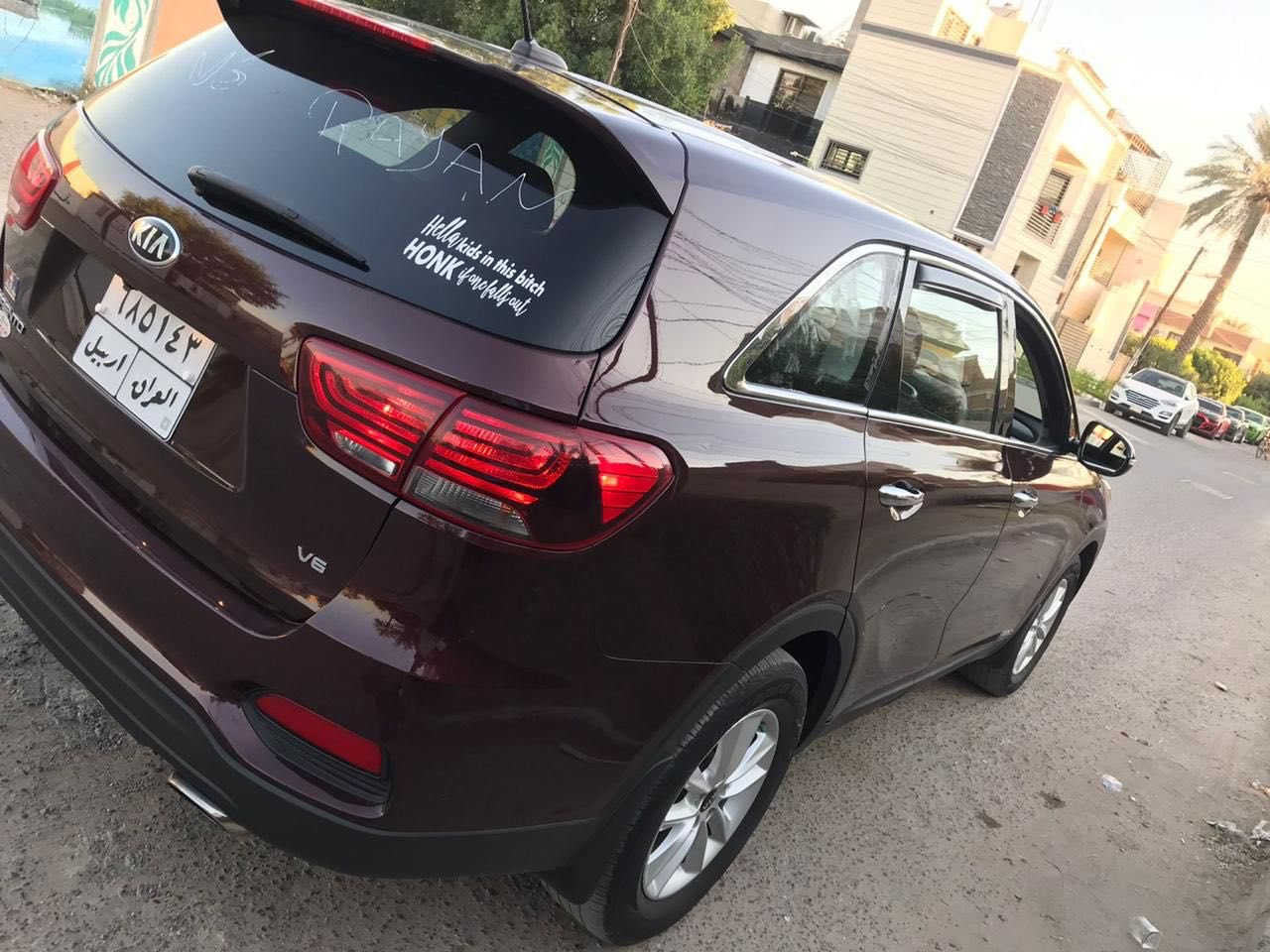 كيا سورنتو 2019 امريكيه سياره جديده
فور ويل 6 سلندر تبريد قطعتين منفصل
7 راكب رادار جانبي كرسي سايق كهرباء
شاشه كامره تحديد مسار
حادثها جاملغ وباب عكس سايق طخه بسيطه 
صور حادث ع خاص
السعر 175 ورقه للاتصال ***********
مكاني بغداد حي الجامعه
