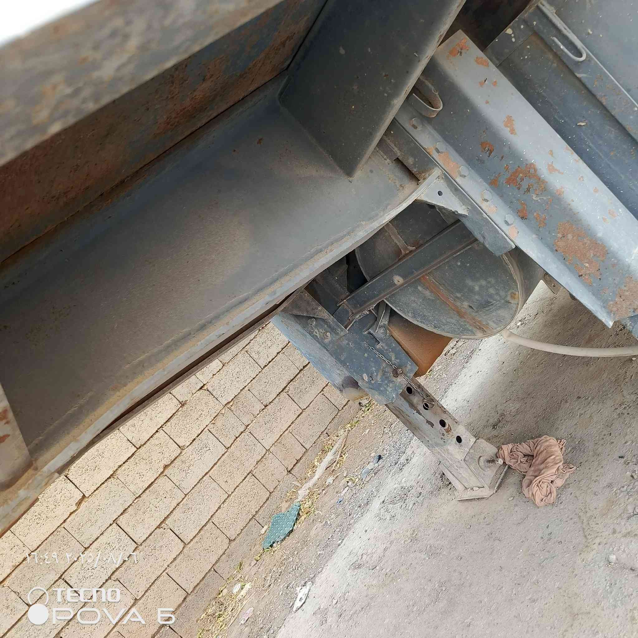 سلام عليكم عربانه لبيع تايرات عمرهن مكفوله من كلشي ***********
