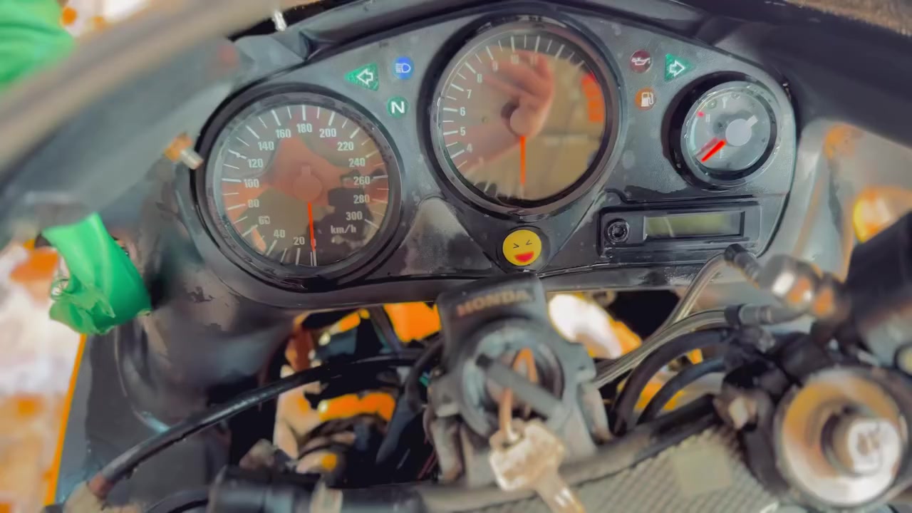 سلام عليكم بطح هونده 600ss رقم وسنويه رقمها ديوانيه الدراجه طالبه ادامه تشتغل اله دفعه اشتريته وحته ماعرف بيهن وهسه اريد ابيعها العنوان البصره قضاء شط العرب الجزيره الرابعه سعر٢٢ورقه
واتساب فقط
***********
