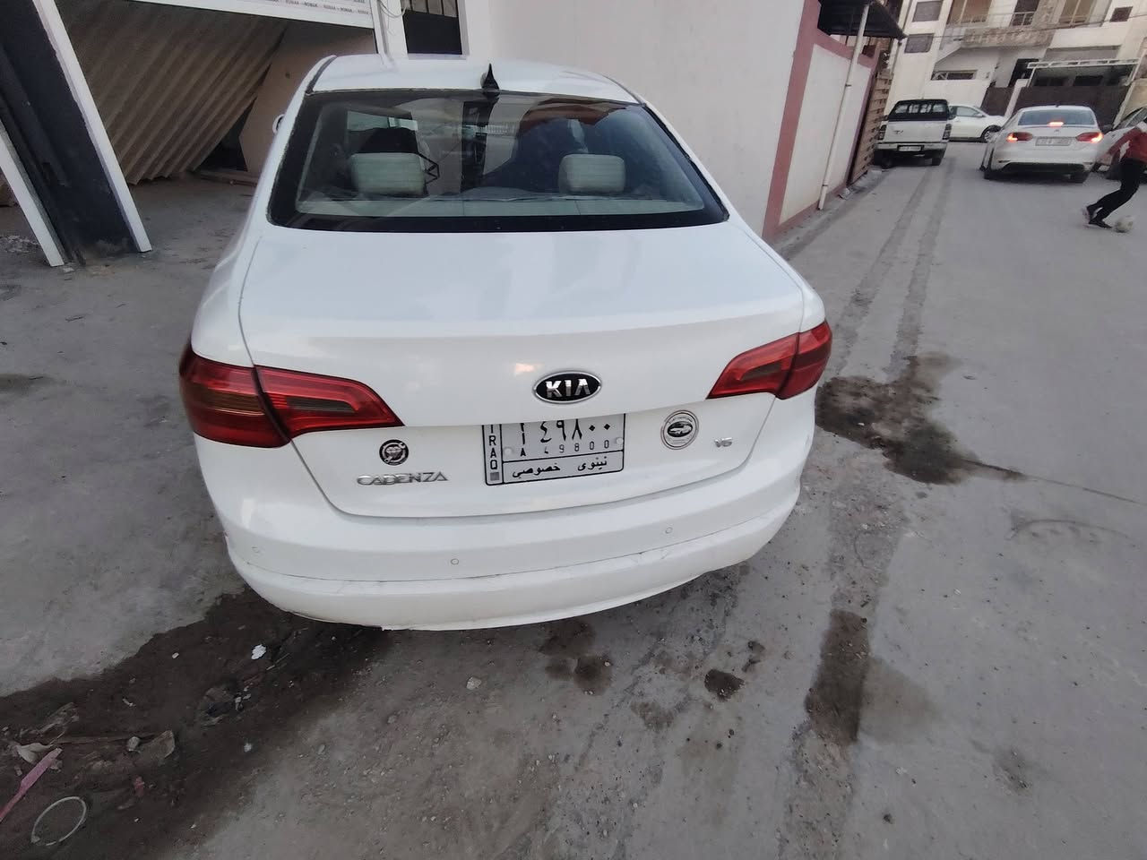 السلام عليكم 
كيا كادنزا 2011(خليجي ) 
رقم نينوئ مشروع وطني شرط التحويل
صبغ عام  بدون دواخل بدون ايرباك لغود وشواصي وتكم كله مكفول كير ومكينه شرط الفحص 
كامره دواره 
تحكم ستيرن
بصمه تشغيل
بصمه جنطه
بصمه ابواب
كشنات جلد
كشنات اماميه كهرباء 
برده خلفيه 
لد امامي 
تبريد قطعتين
خزن ميموري
ستيرن فاليوم
مري شفط 
اشاير بالمري
يدات نيكل
داخل بيجي لونين
بلو توث + اواكس
سي دي جنجر
لايت زنون عالي وناصي اوتو
براجكتور زنون
حساس خلفي
دبل كزوز
مكينه ٣٥٠٠ دوش 6سلندر
تبريد ثلج
تدفئه شغاله
صدر امامي وخلفي 80%
ويل كب, 17بلادي 
كهربائيات كلها شغاله 
سياره حلوه وجاهزه للجناي السعر 85$ مجال بسيط للشراي مكاني كركوك للاستفسار الاتصال بالرقم *********** الشراي يتصل

