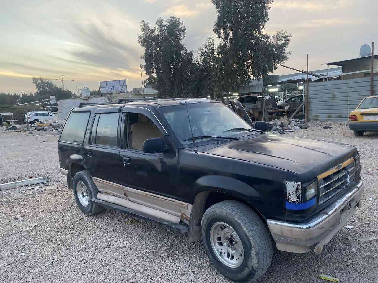 فوردكسلورر ١٩٩٣الموديل السعر ٢٢وبيه مجال مكان كربلا راعيه بكربلارقمي 078202567


**إذا كنت صاحب هذا الإعلان وتريد حذفه لأي سبب، رجاءا أرسل رسالة إلى الدعم الفني**