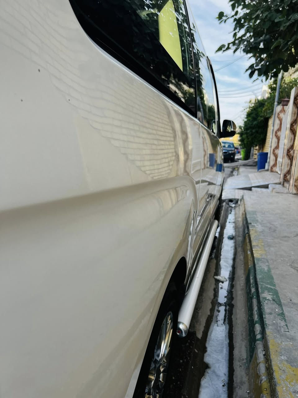 سلام عليكم استاركس مفتوح موديل 2020 ماشيه 80 الف حقيقي سياره جديدة خير من الله رقم بغداد دولي 
***********
