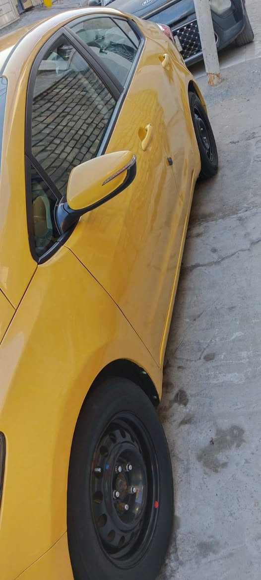 السلام عليكم فورتي 2016 أمريكي حادثهه جاملغ وبنيد جاملغ مصلح نفسه والبنيد مبدل السياره لبيل واحد من عده البنيد. مكينه دوش 1800 دوش لاتنقيص ولا تبخير كير أي AT المرغوب .بسمي رقم جديد هزه جديده مصفره هيئه وغرامات السعر ١١٢ وبيها مجال مكان سياره بغداد ***********
