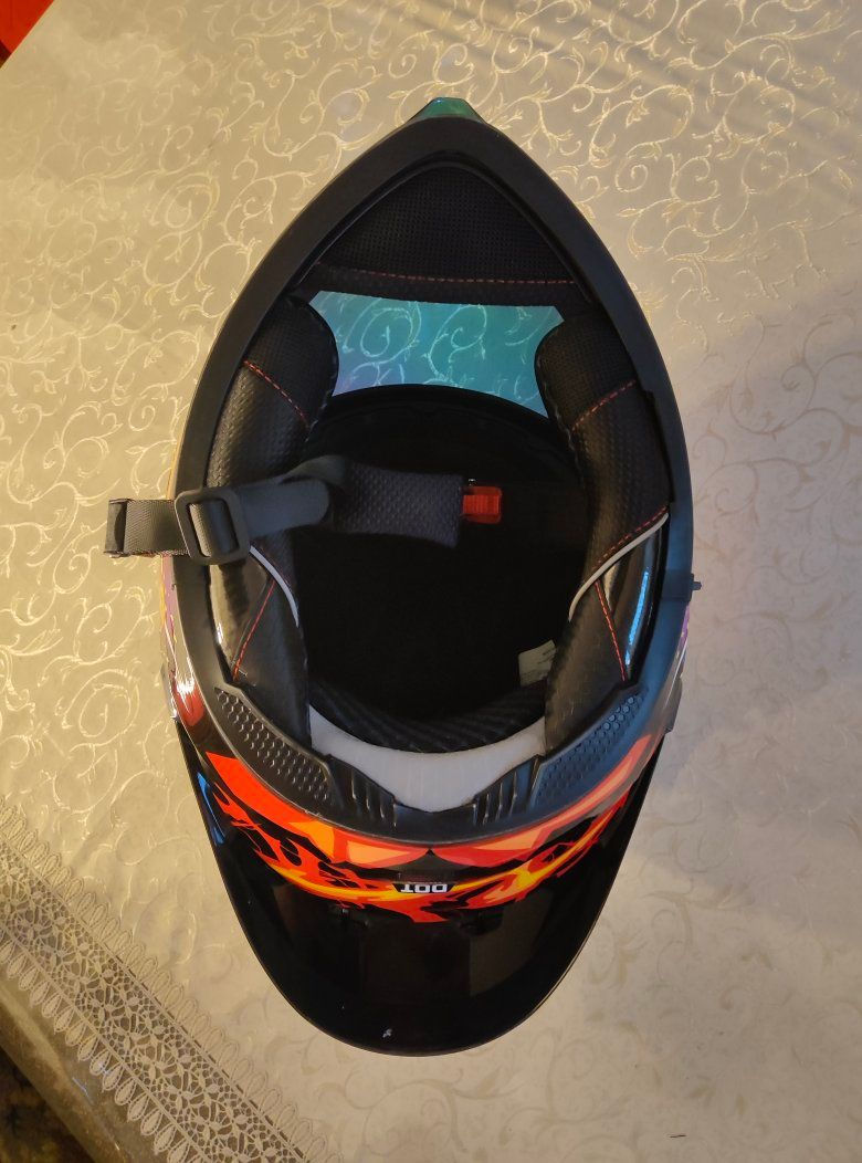 السعر 75 الف
متوفر توصيل 
واتساب ***********
