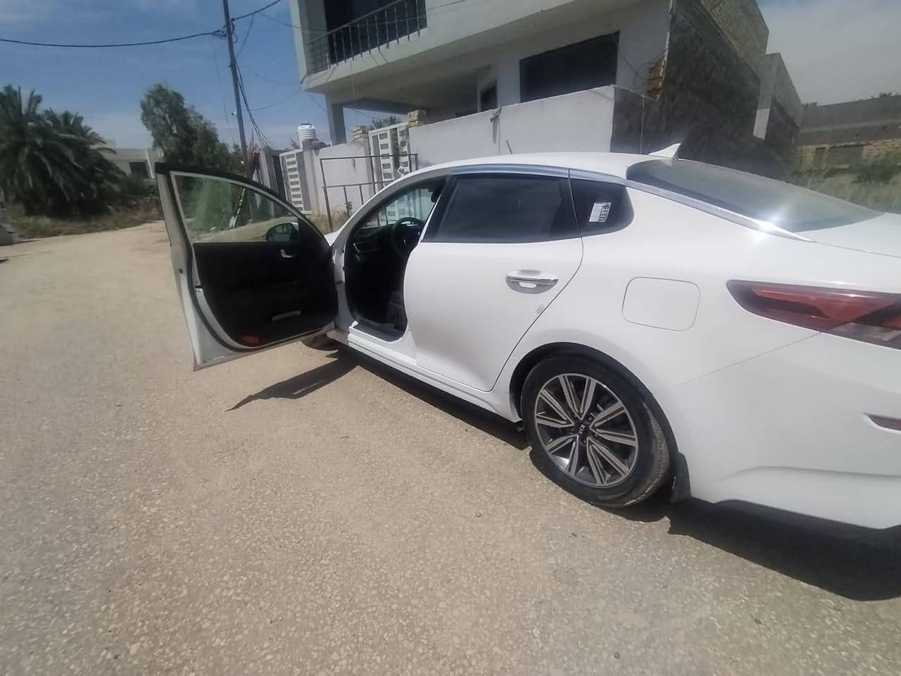 كيا اوبتيما K5
موديل 2022
مداوره ثاني يوم 
سياره جاهزه 
تخم تاير
كشنات تدفى تبريد
تحكم استيرن
دخول ذكي 
ترحيب عن بعد 
كشنات كهربائي 
مكان السياره الديوانية

للاستفسار الاتصال على الرقم 
‏‪+964 773 362 3639‬‏
اتصل وبيك خير وتدلل ديوانية, القادسية


**إذا كنت صاحب هذا الإعلان وتريد حذفه لأي سبب، رجاءا أرسل رسالة إلى الدعم الفني**