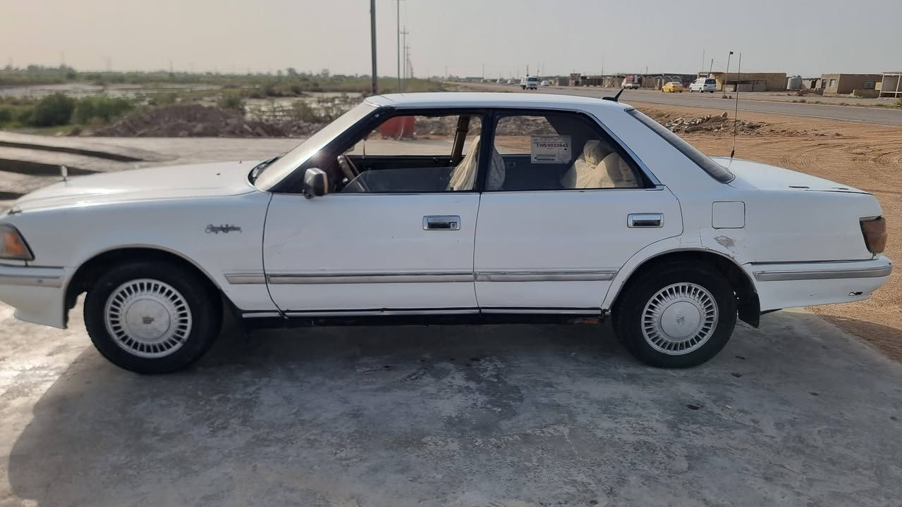سلام عليكم هارتوب 1991
سنويه لل ٣٠ رقم نجف جاهزه للاخير بسمي رقم نكليزي مداور ثاني يوم بلاد السياره وكل ضرر مابيه حداديه تايرات تخم جديد كلش نضيفه كير مكينه شرط سعر ٤٠ قفل مكانه دوانيه ***********
