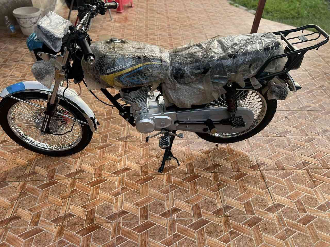 سلام عليكم دراجه تايكر البيع مديل 26مكفوله كفاله عمه سعر750وبيه مجال مكان ديالى خان بني سعد رقم ***********
