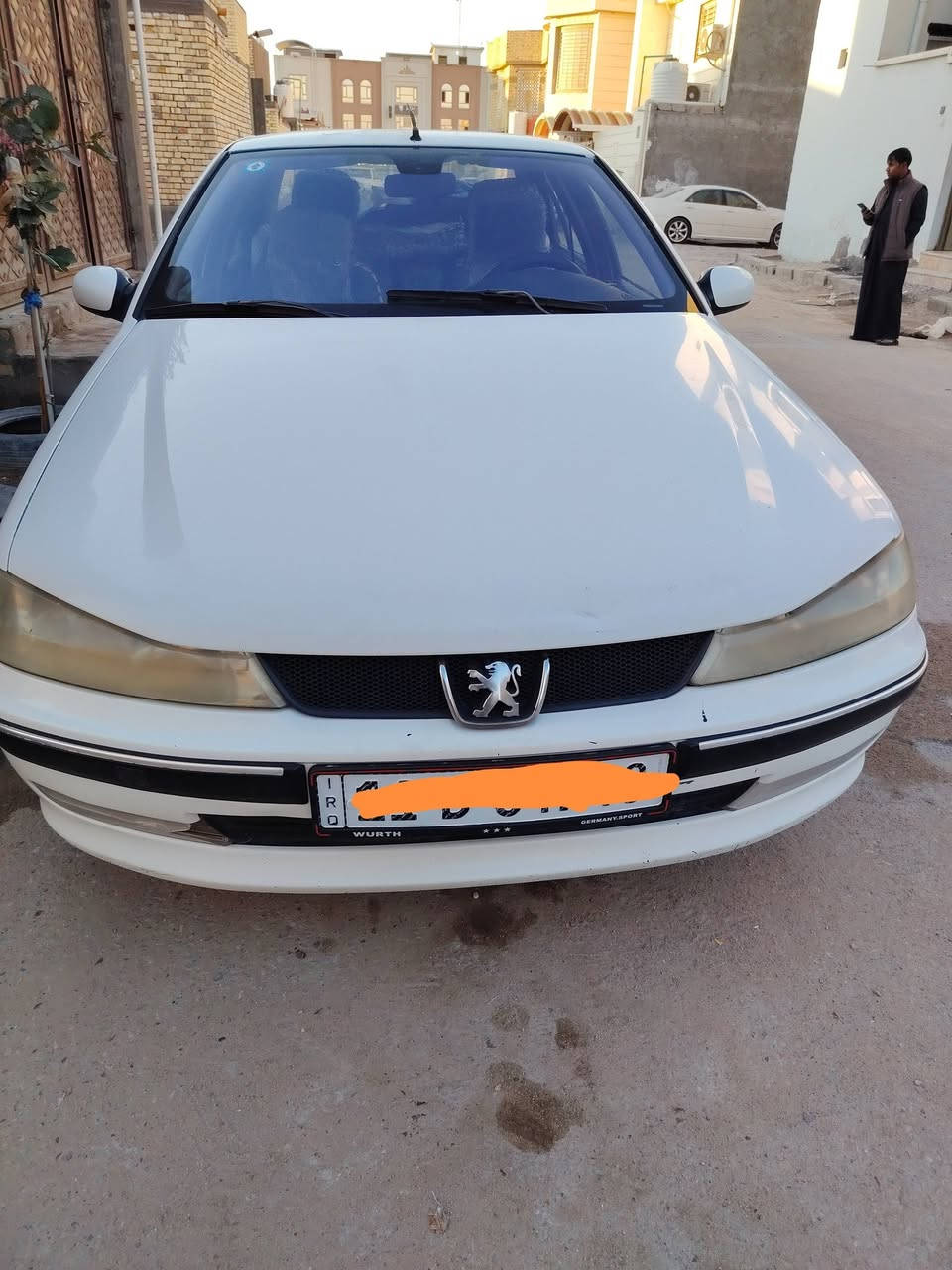 سلام عليكم بيجو فرنسي ٤٠٦ نظيفه وحلوه سياره بسمي  رقم بغداد مكانه بصره  بلاديه موديل ٢٠٠١ رقم الهاتف *********** السعر ب٥٥ وبيه مجال
