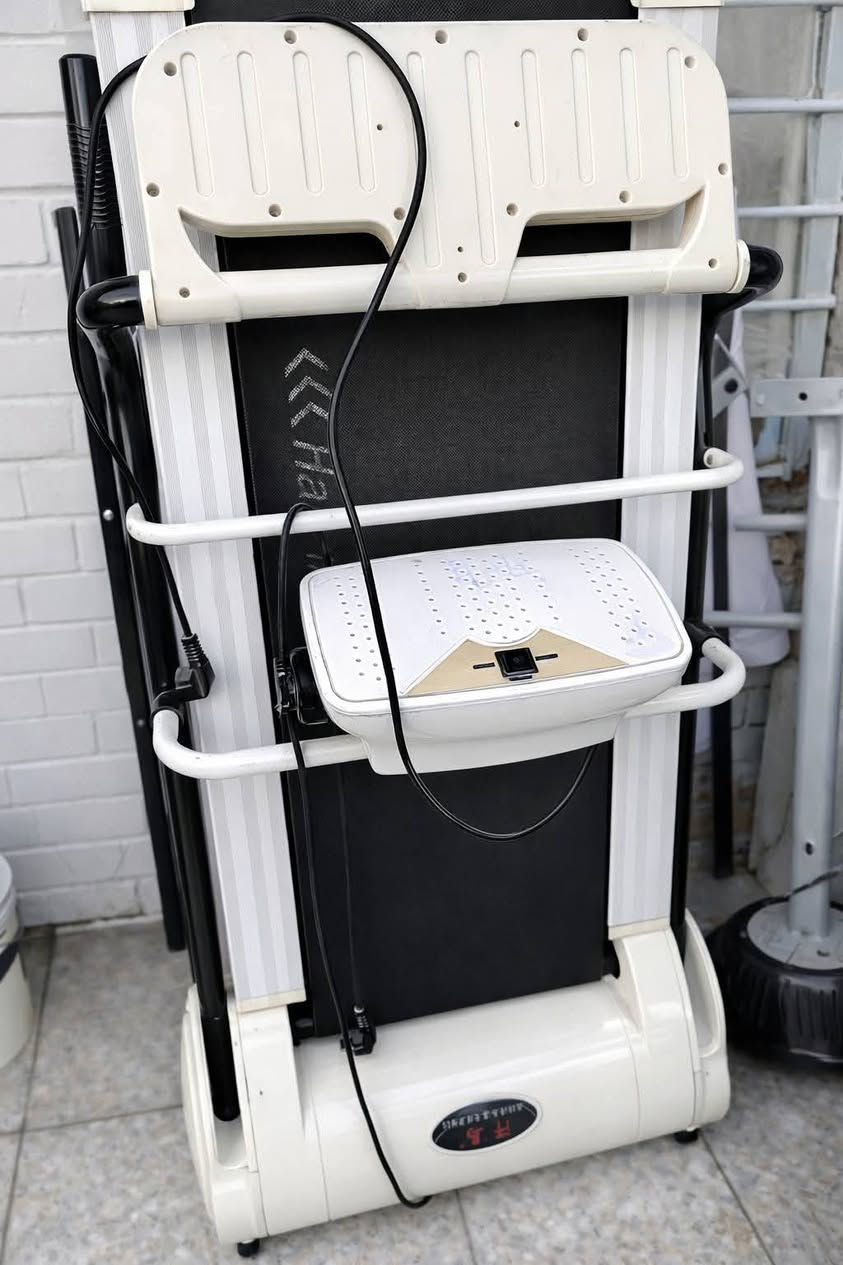 للبيع


**إذا كنت صاحب هذا الإعلان وتريد حذفه لأي سبب، رجاءا أرسل رسالة إلى الدعم الفني**