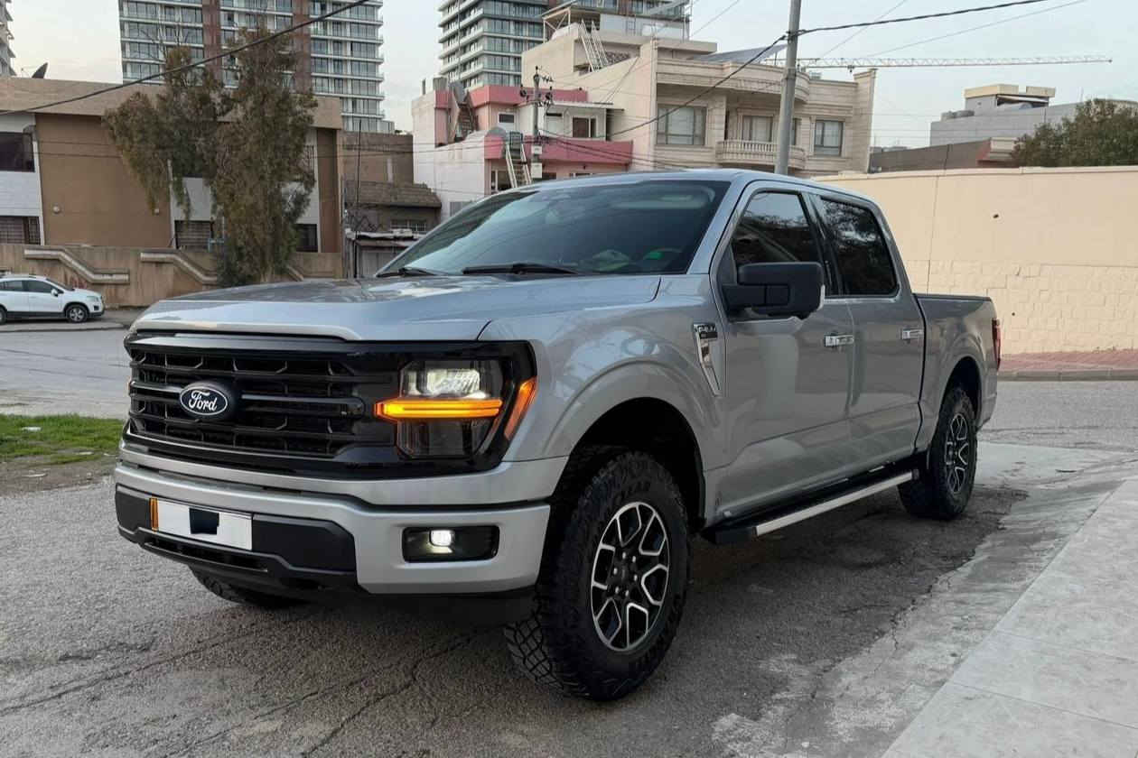 فۆرد F150 مۆدیل 2024 مواسەفات XLT 4x4 شکڵ گۆڕاو 
تەنها 7 هەزار ڕۆشتووە مه كينه ٣.٥ توين توۆربۆ  
بێ بۆیاخ و بێ پارچە گۆڕان و بێ بۆیاخ ئەستور 
سەربۆدی و ناوبۆدی  تێگیراوە 
ناوبەتانەی تێ گیراوە 
کوشنی تێگیراوە و چی مەسرەف 
جوانکاری هەیە بۆی کراوە 
مواسەفات 
رادارى خه ت جاده 
شاشه گه وره 
گێر تەیارە 
راداری پشت و پێش 
٥ کامێرا 
شاشە دیجیتاڵ 
سوکان هیتەر 
کوشن سارد و گەرم Car play 
زۆر مواسفاتی تر 

سـعـر : لە کۆمێنت داوابکە ڕاستەوخۆ بۆت دێت 📥 

گێڕ و مەکینە و هەموو گیانی وەک سفری شەریکەیە 
هیچ کێشەیەکی تێدا نییە 

ژمارەی خاوەنەکەی 
  ***********
