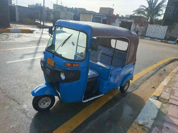 تكتك لبيع 23 بشهر 10 طالعه
مكاني ناصريه بطحاء. 
***********
هاذا رقمي
