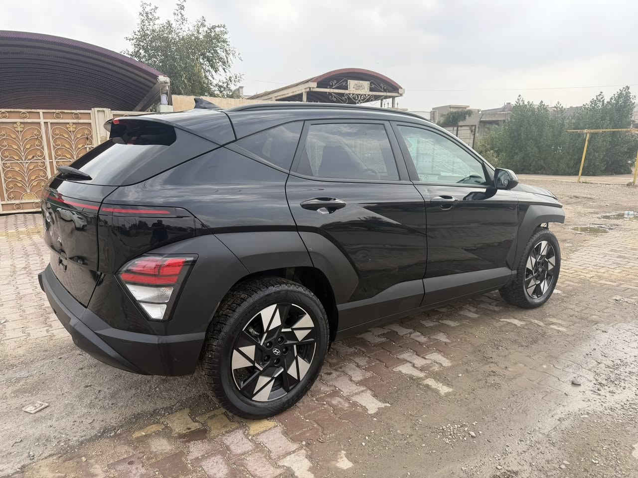 كونا 2024 دخول جديد محرك 2000 دوش منفيست بأسمي مواصفاتها (بصمه _ تشغيل عن بعد _ سايد بريك دگمه _ تدفئه بالكشنات _  تدفئه بالستيرن _ مانع انزلاق _ رادارات امامي وخلفي وجانبي _ اشاير بالمري _ فول تحكمات بالستيرن _ شاشه كار بلي متصله _ كاميرا خلفيه دواره _ اوتو هولد ) (((للبيع فقط على هذا الوضع بدون لوحات)))
السعر : 123$
العنوان : بغداد 
***********
