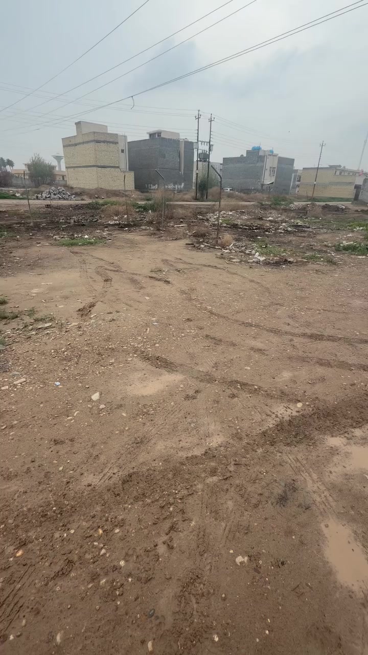 سلام عليكم كاع مساحه ١٠٠ متر البيع واجه ٨ ونص وإنزال ١٢ سعره مناسب حيل الاتصال ***********
