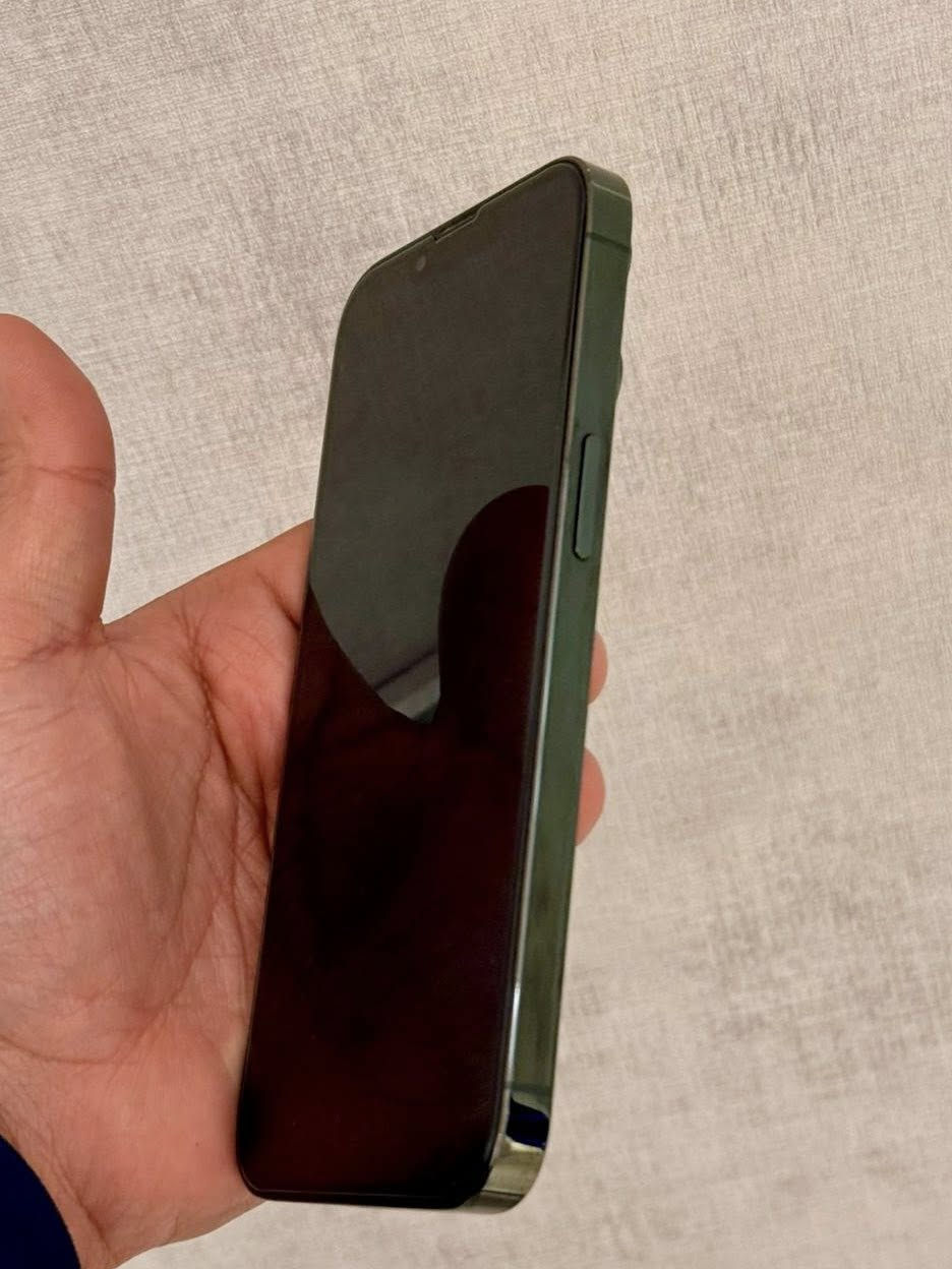 ايفون 13 برو نموذج m شرق اوسط ذاكرة 512. بطارية 77 
جهاز جدا نظيف لا مفتوح ولا مبدل بي شي
السعر 600 الف 
للستفسار 
*********** واتساب
