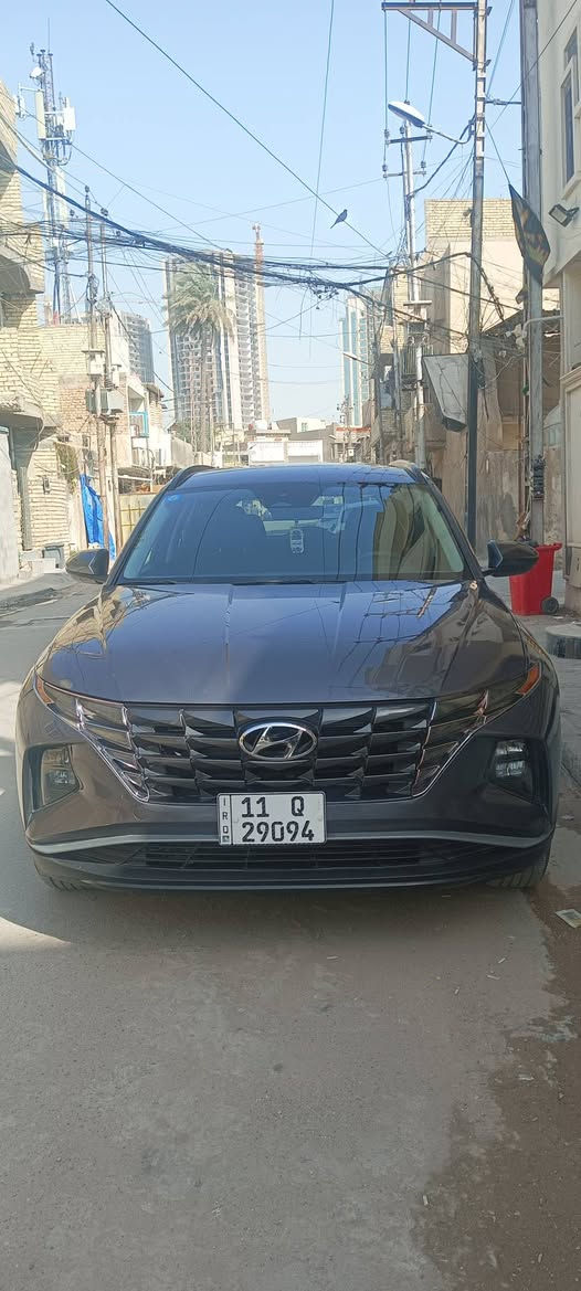 توسان موديل 2024 وارد امريكا فول مواصفات ما عدة الفتحة السيارة جاهزة وحلوه ماشية 35 قابل للزيادة رقم جديد دولي بسمي صور الحادث مرفوقة ورقم الشاصي مرفوق السعر 175 بيها مجال رقمي *********** بغداد ساحة اللقاء
