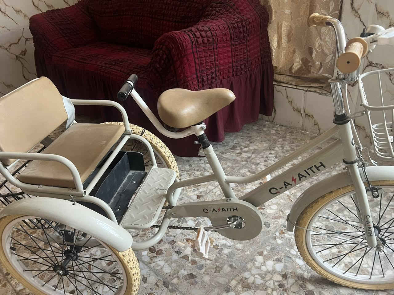 باسكل للبيع جديد مثل ماهو بالصوره بس تايرات فاشات


**إذا كنت صاحب هذا الإعلان وتريد حذفه لأي سبب، رجاءا أرسل رسالة إلى الدعم الفني**