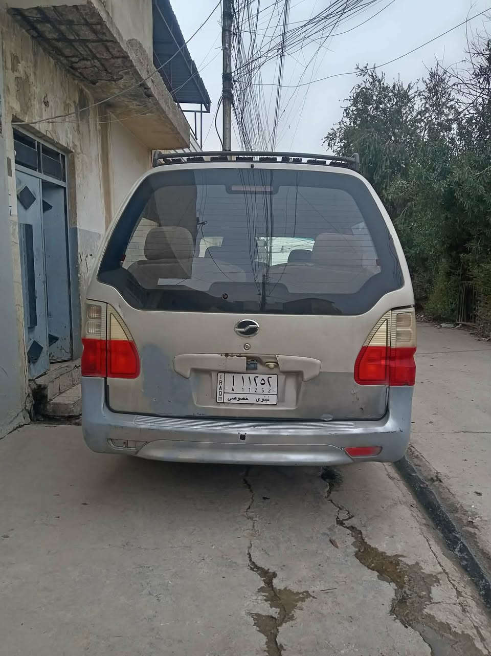 للبيع سيارة ادمرال استيشن خصوصي  بانزين 10 راكب 2007 سنوية 27 نينوى صاحبها الشرعي موصل كابون بانزين بيها السعر 30 بيها مجال قليل محرك دير 
***********
***********
