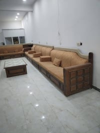 للبيع سعر ٦٠٠ ١٨متر زوايه ٢ 07815933540