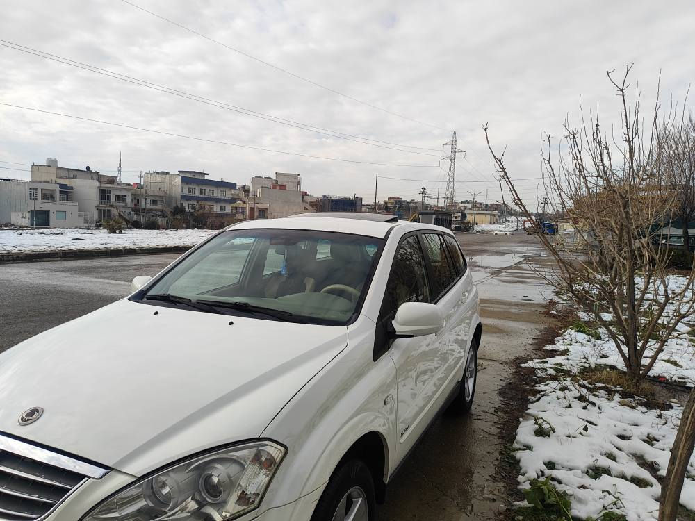 سانيۆنگ 2012 مەکینەی بیلاد 4بستۆن دەبل اکسل فوول مواسەفات سلایت کوشن کارەبا کوشن جلد ناو زەرد جام کارەبا رقم سلیمانی سەنەوی تا 28 تازەیە یەک پەلە بۆیاخی هەیە یەک پەلە ساردی بچوکی هەیە سپیری دانەبەزیوە سەیارەکە مالی دۆستە زۆر پاک ماوەتەوە سعر82 شوین سلیمانی رقم تلفون 📞 ***********📞***********📞 السليمانية, العراق
