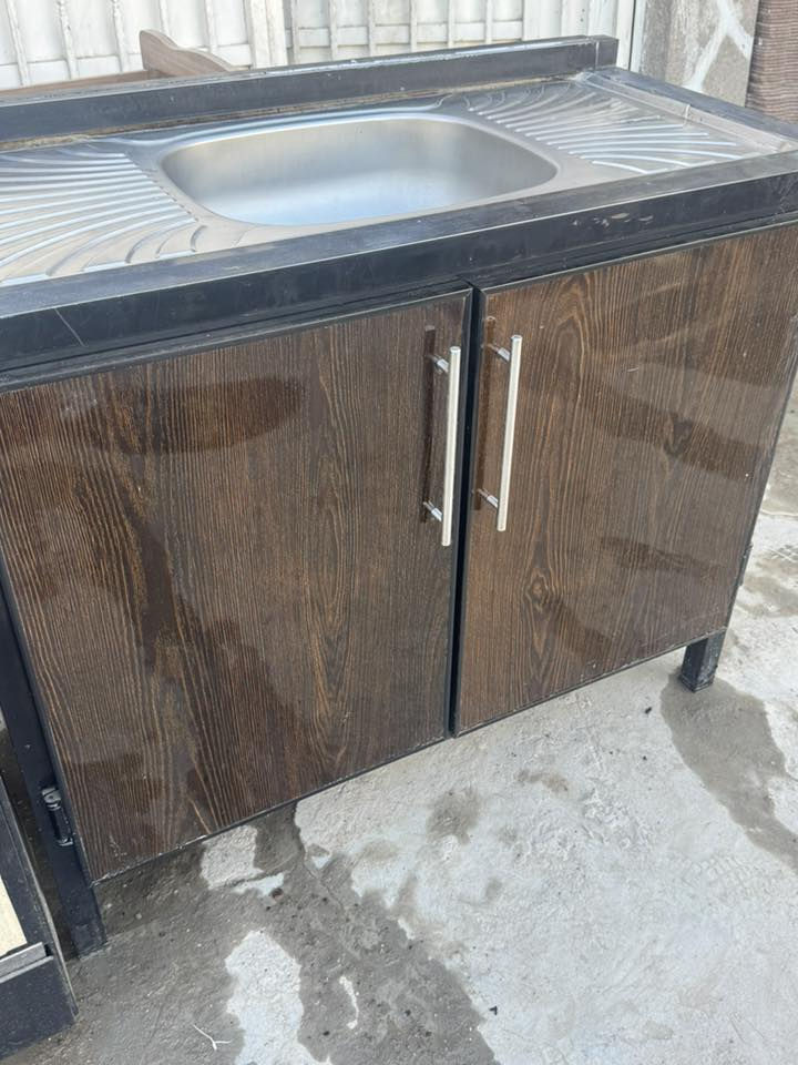 سلام عليكم غراض منزلي للبيع   مكان دوره ابودشير


**إذا كنت صاحب هذا الإعلان وتريد حذفه لأي سبب، رجاءا أرسل رسالة إلى الدعم الفني**