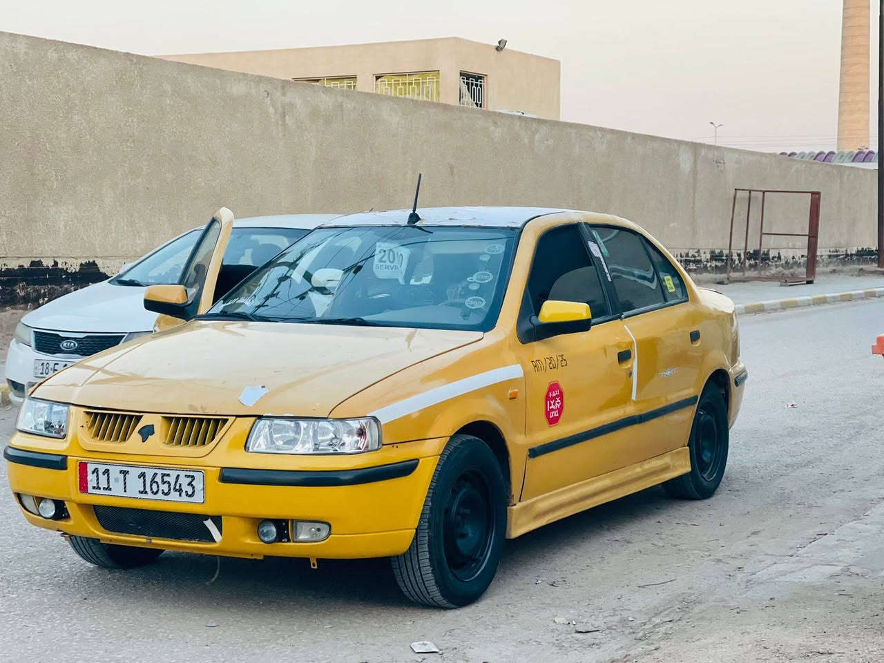 سمند للبيع موديل 2010
كهربائيات كله شغال 
تخم تاير 
رقم بغداد مصفره هيهئه وضريبه تحويل ثاني يوم 
بابل _المسيب 
***********
السعر 29وبيه مجال حك الجيه مامتواجد ع نت
