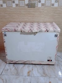مجمدة نظيفة • شرط الشغل • يحتاج غاز