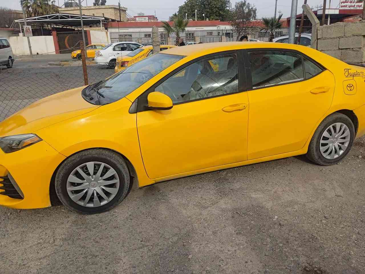 كورلا للبيع مطلوبه كمرك و مكلوبه السياره غاز بانزين السعر 75 رقم الهاتف ***********
