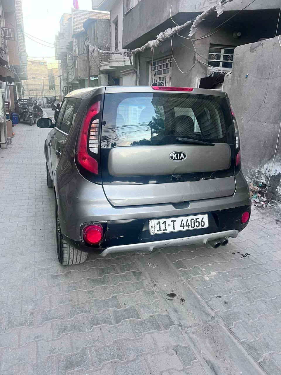 السلام عليكم سياره كيا صول موديل ٢٠١٧ وارد امريكي مكينه ١٦٠٠ تيربو حادثه امريكيه سرقه جاملغ الامامي بل عراق صار بيهه الباب الخلفي سياره خير من الله فول عدة الفتحه ٣ أضمه قياده بصمه جلد شاشه جبيره كامؤه والموصافتهه البقيه معروفه رقم بغداد باسمي  سعرهه 118$ وبيه مجال مكاني بغداد زراعي الطوبجي ***********
