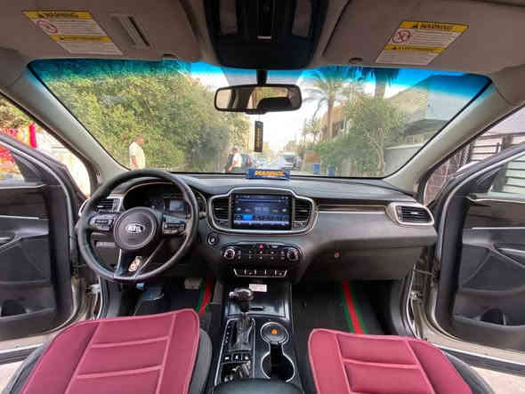 السلام عليكم
 وارد امريكي Kia Sorento 2016 EX ( رقم بغداد بسمي)
محرك يخبل GDI تيربو 2400 بدون محسن 
 من امريكا كلين تايتل ب عراق صار بيها قطع  بجم كبس بدون دواخل
 دفع رباعي
3 أنظمة قيادة
بصمة
كرسي كهرباء للسائق 
كراسي نظام تدفئة 
مرآه تعتيم ذاتي E

شاشة تدعم Apple CarPlay + Android Auto
نظام ترحيب 
تحكم ستيرن
تبريد قطعتين
حساسات خلفيه
يدات نيكل مع قفل مركزي
مكاني بغداد الكرخ السعر 150 وبيه مجال بسيط
للتواصل *********** واتساب

