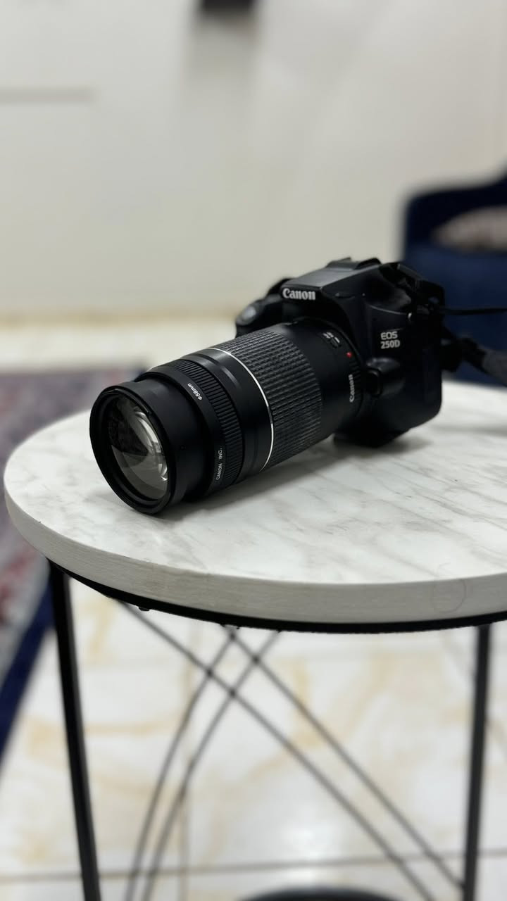 كاميرا كانون 250 D للبيع
اشتريته بالباكيت من الشركة واستخدمته مرة وحدة فقط مع عدسة 300.

موجود بالموصل


**إذا كنت صاحب هذا الإعلان وتريد حذفه لأي سبب، رجاءا أرسل رسالة إلى الدعم الفني**