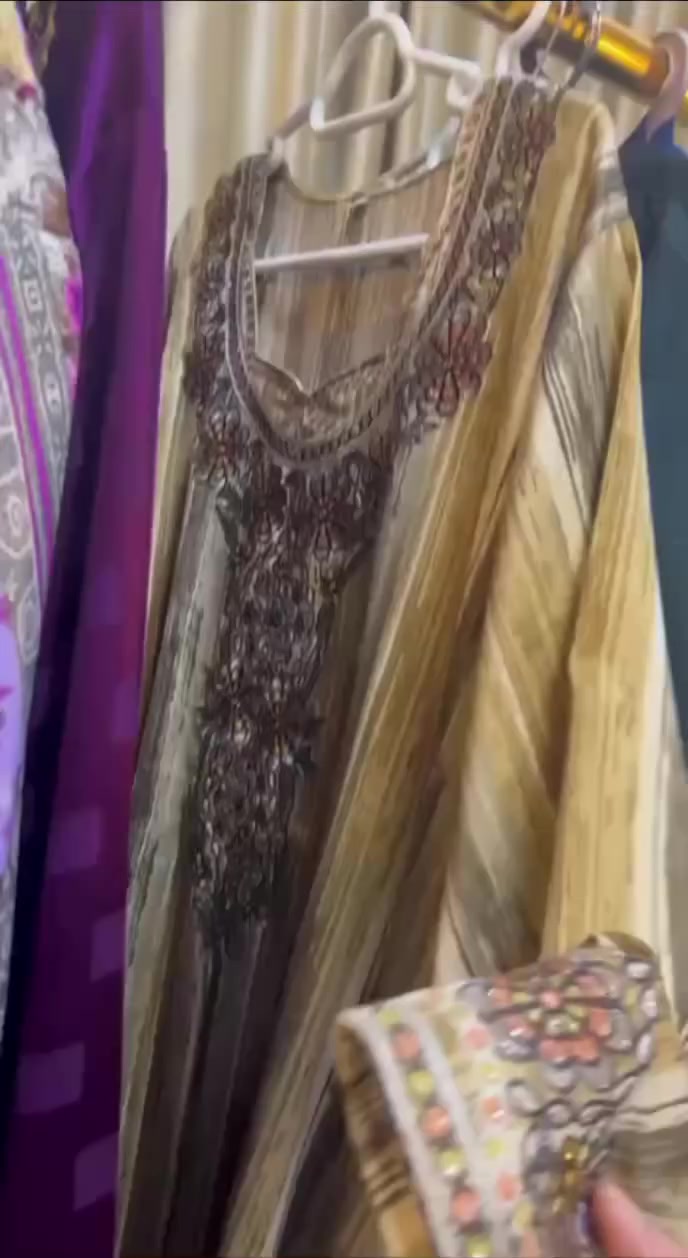 السلام عليكم
شلعة جملة مرتبة مثل ماشوفون كدامكم بفيديو
قياسات و حجام منوعة 
١٨ قطعه 
اريدهن ب٨٠ قفل نهايتهن 
يعني تطلع عليك القطعه اقل ٥ تقريبا


**إذا كنت صاحب هذا الإعلان وتريد حذفه لأي سبب، رجاءا أرسل رسالة إلى الدعم الفني**