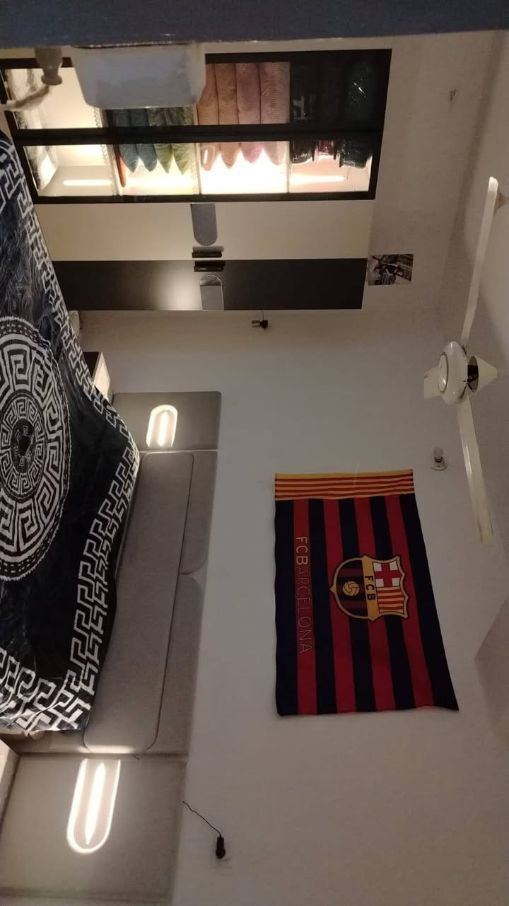 غرفة نوم تركي 5 قطع مستعمل قليل جدا
مراسله على واساب أو خاص رقم موبايل 
(((***********)))
