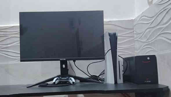 PS5 مستخدم للبيع بنظافه ٪99
الملحقات البيع ✅
______________
PS5 + شاشه+ UBS أبو 1500+ ميز كيمنك فايبر كلاس
______________
مواصفات الجهاز ✅
PS5 سليم نسخه الامريكيه 
ذاكره 1TB
______________
مواصفات شاشه ✅
شاشه ألعاب من BLACk WOLF ✅
حجم الشاشه: 27 بوصه
أنحناء الشاشه: مسطح
تقنيه الإضاءة الخلفيه :LED
وضع الشاشه:Full HD
أقصى دقه:1080×1920
نوع لوحه:lps
معدل تحديث القياسي: 165 هيرتز
زمن الاستجابه: 1 مللي ثانيه
الألوان المدعومة :16.7 مليون
السطوع النموذجي :250 شمعة
زاويه العرض الافقيه :178 درجه
زاويه العرض الرئيسيه:178
______________
العنوان: البصره 
رقم الهاتف :***********
______________
السعر: 800 ألف
