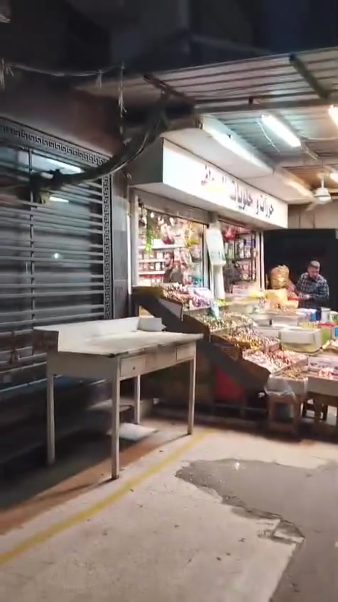 بيت للبيع سند طابو غرفتين وحمام ومطبخ بناء حديث كاشي وينبني فوقو غرفتين المساحة 50متر السعر 42 الايمن الزنجيلي ***********.
