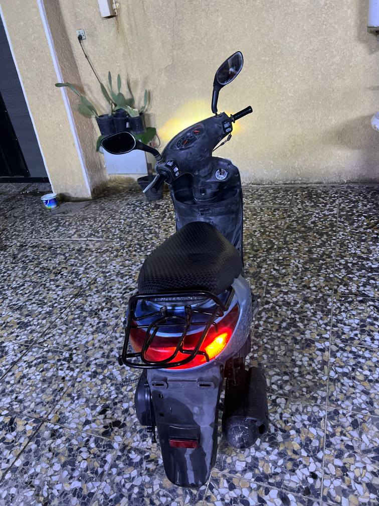 دراجه بريز بلاديه كامله مابيه نقص جاهزه كلهه شغاله كيجات كهربائيات مكينه تخبل تايرات جدد دراجه أحله من الصور
سعر ٤٥٠
مكان العبيدي
*********** بغداد, العراق
